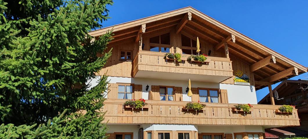 Ferienwohnung für 4 Personen, mit Balkon/Terrasse und Balkon sowie Sauna, kinderfreundlich in Reit im Winkl - 2