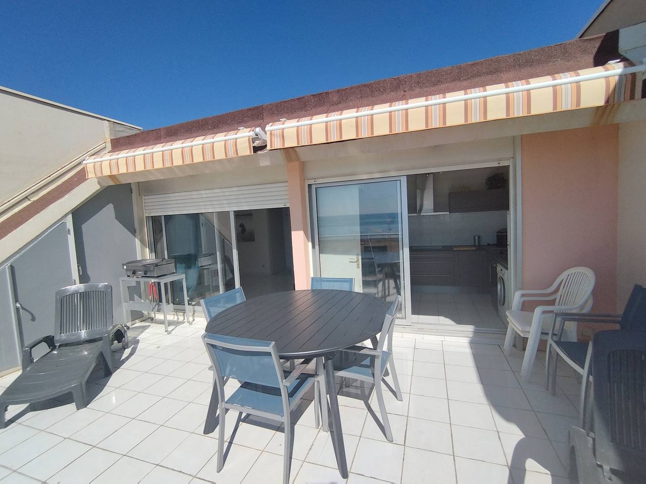 Appartement entier, T4 en Front de Mer pour 6 pers avec Climatisation et Parking à Narbonne-Plage in Narbonne Plage, Narbonne
