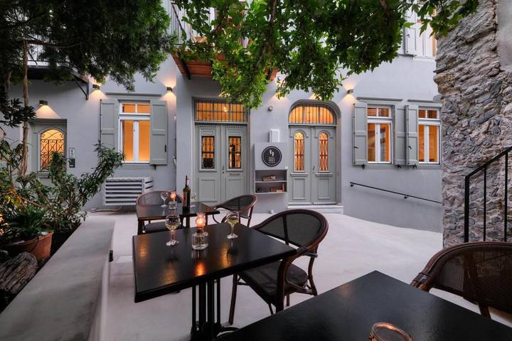 Appart’hôtel pour 2 personnes, avec Balcon et Terrasse ainsi que Jardin et Vue
