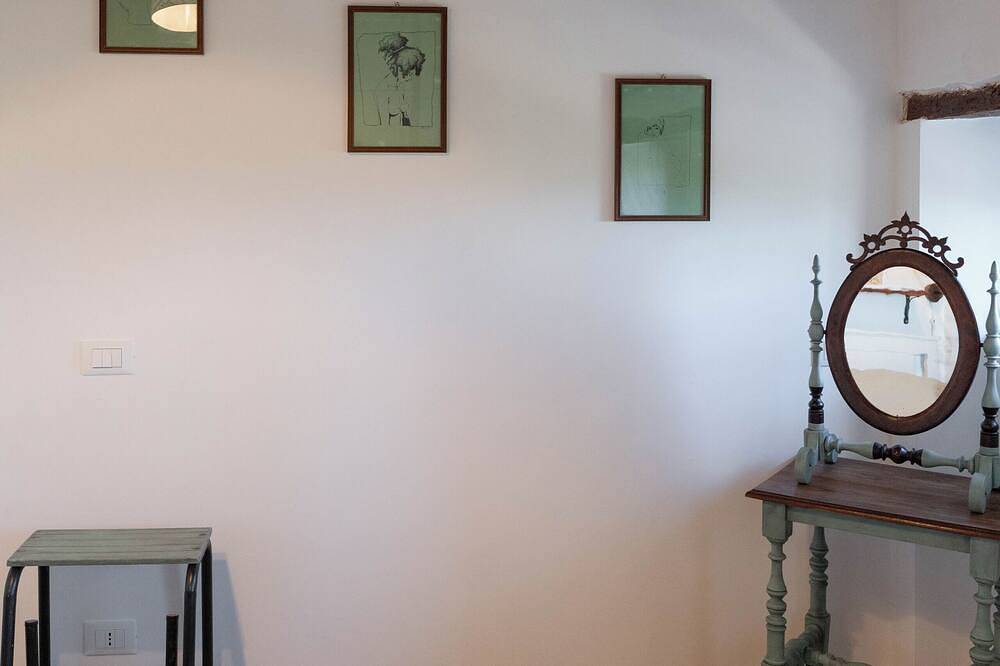 Ganze Wohnung, Borgo Lupone [La Finestra sul Mare] 15 minutes from the sea in Montelupone, Adriaküste Marken