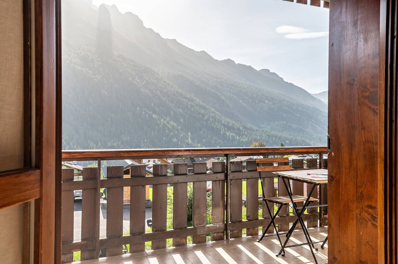 Ganze Wohnung, Ferienwohnung 'Casa Caterina' mit Bergblick, privater Terrasse und Wlan in San Giovanni di Fassa, Dolomiti Superski