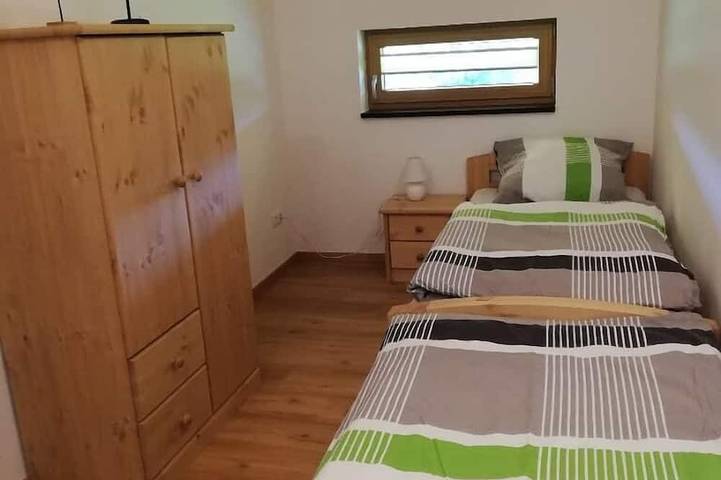 Ferienwohnung für 6 Personen, mit Balkon und Garten in Böbrach - 2