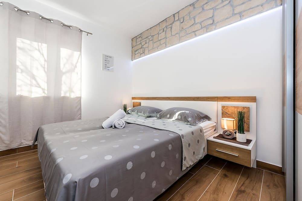 Nice home in Puljane with Wifi in Puljane, Dalmatian Zagora