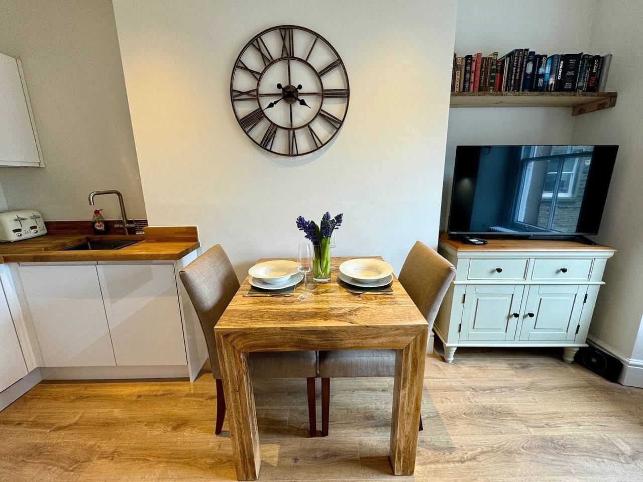 Entire apartment, Nineteen at The George (1 Bed Apartment) in Buxton, Derbyshire