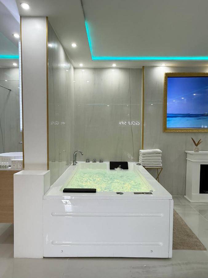 Location de vacances pour 3 personnes, avec jacuzzi et terrasse ainsi que jardin et sauna à Herblay-sur-Seine