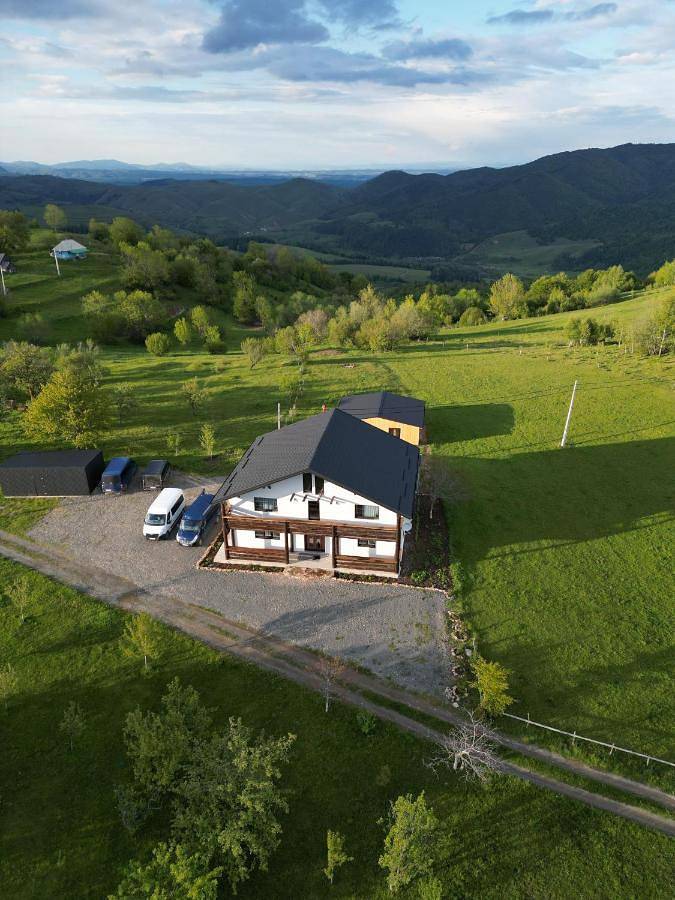Chalet pour 12 personnes, avec vue et jardin