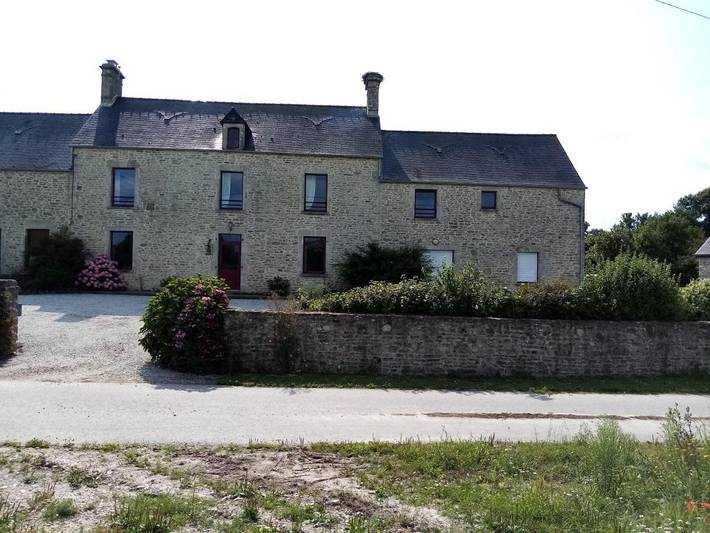 Chambre d’hôte pour 2 personnes, avec terrasse ainsi que jardin et vue à Ham