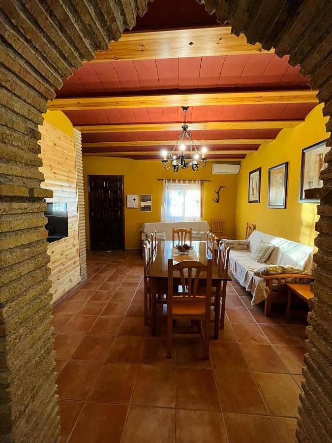 Casa rural para 8 personas, con piscina además de vistas y jardín, Se admiten mascotas en La Iruela - 4
