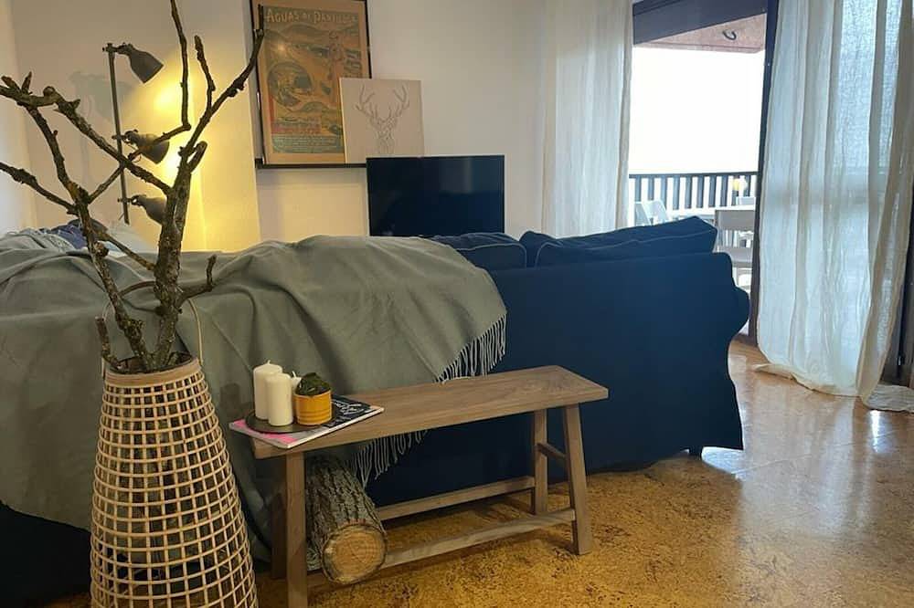 Appartement entier, Appartement Confortable avec Piscine, Salle de Sport et Parking à 10 min du Centre de Jaca in Jaca, Pyrénées espagnoles