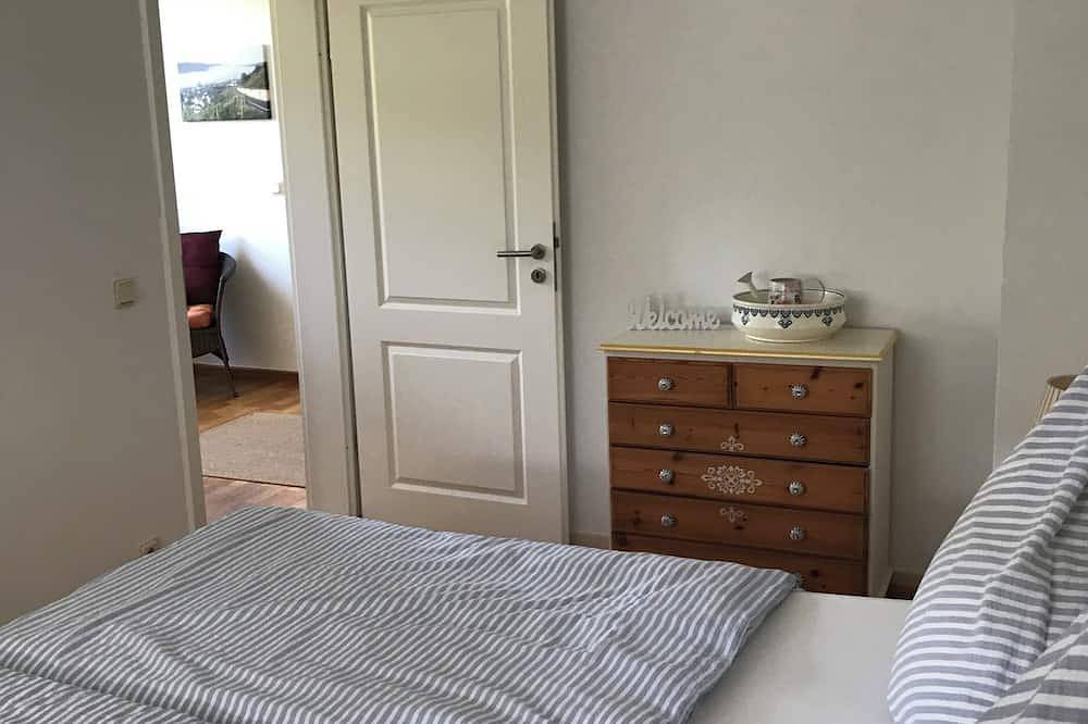 Ganze Wohnung, Ferienwohnung Altes Pfarrhaus mit Flair und Jufferblick in Brauneberg, Bernkastel-Kues & Umgebung