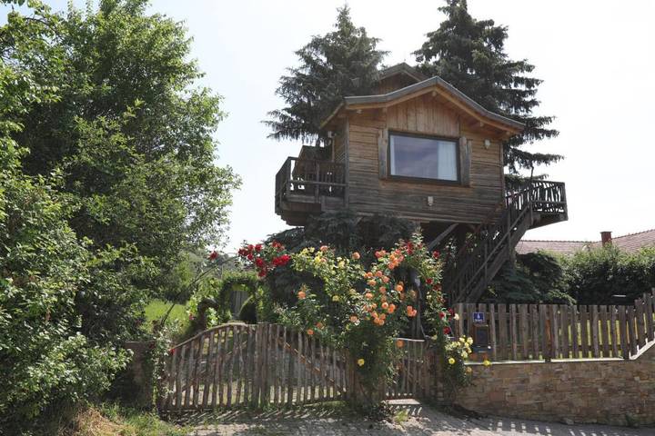Ferienhaus für 4 Personen, mit Sauna und Whirlpool sowie Garten