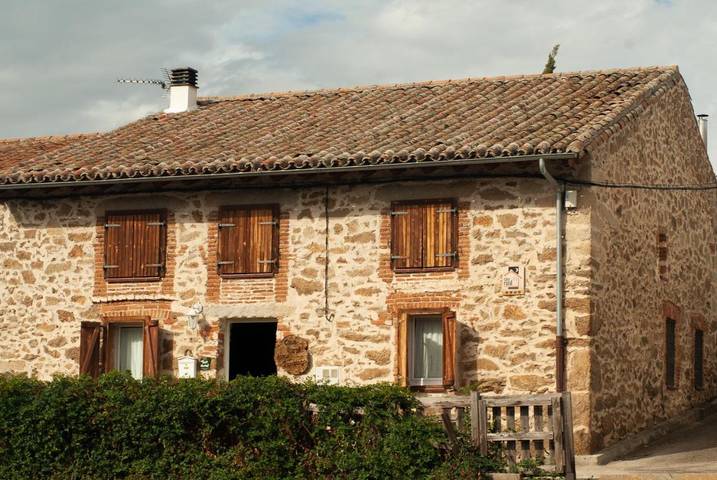 Casa rural para 7 personas, con Balcón y Terraza además de Jardín y Vistas en La Aldehuela - 2