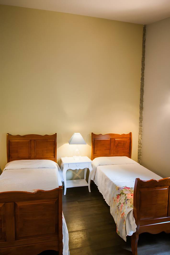 Ganze Wohnung, Ferienwohnung 'Usko 2' mit Bergblick, privatem Pool und Wi-Fi in Lezama (Alava), Amurrio