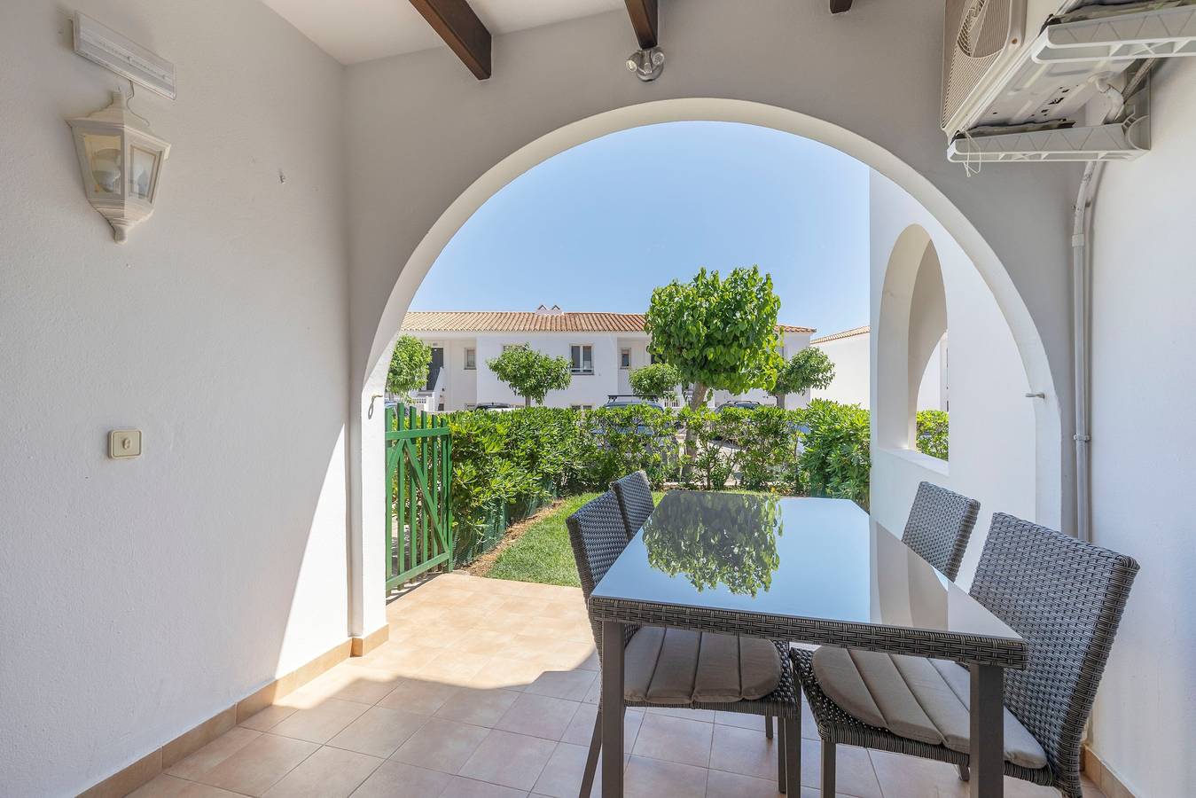 Ganze Wohnung, Gemütliche Wohnung mit privatem Garten und Pool in Arenal d'en Castell, Menorca in Arenal d'en Castell, Es Mercadal