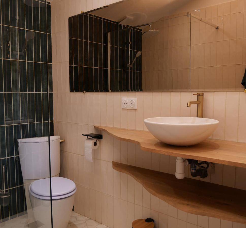 One-Bedroom House in La Chapelle-Largeau, Mauléon