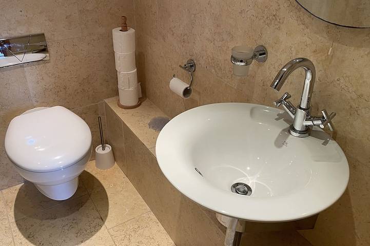Beautifully Converted Barn With Stunning Views near Aysgarth in Yorkshire Dales National Park