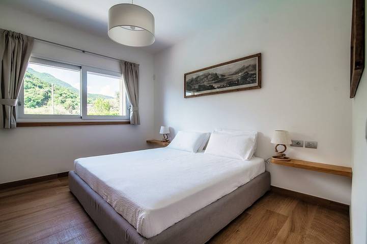 Villa pour 10 personnes, avec jacuzzi ainsi que balcon et jardin à Bellagio - 3