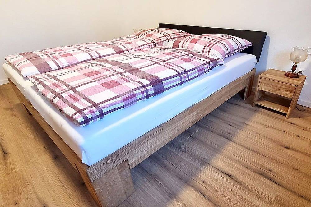 Ganze Wohnung, Ferienwohnung Walter mit 55qm, 1 Schlafzimmer, 1 Wohn-/Schlafzimmer, max. 4 Personen in Hilzingen, Hegau