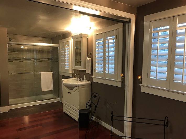 Cabin for 2 people, with yard and terrace in Northern Virginia