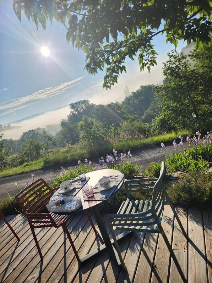 Location de vacances pour 2 personnes, avec terrasse à Sébrazac - 3