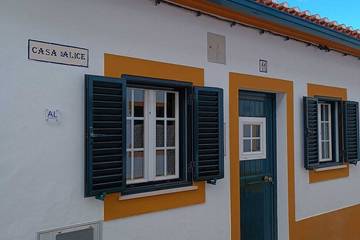 Gîte pour 4 personnes, avec balcon et jardin à Alter do Chão