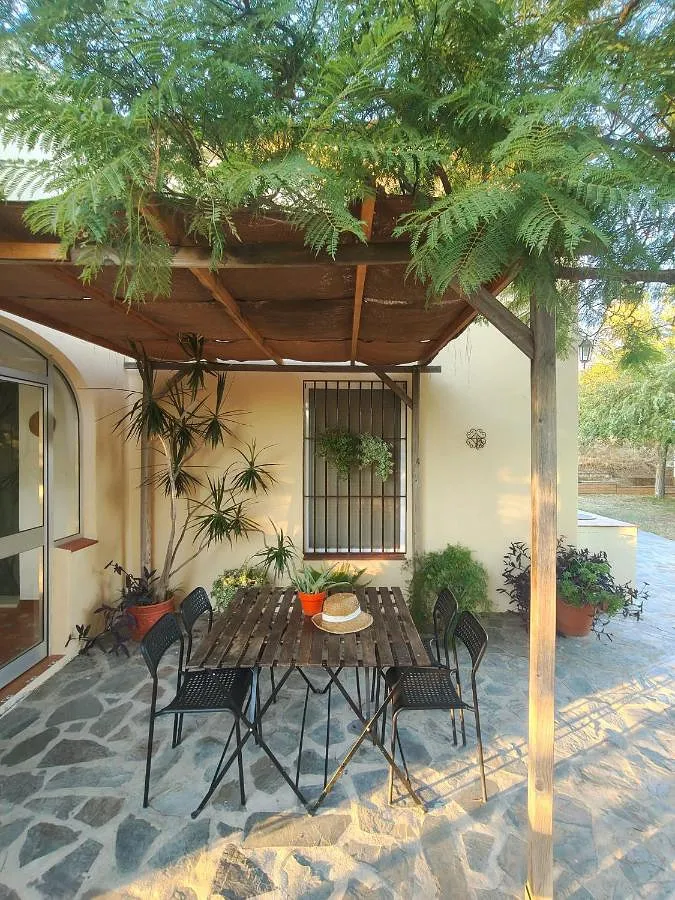 Casa de vacaciones para 6 personas, con jardín además de vistas y piscina - 1