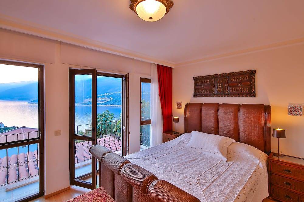 Willkommen zur Villa Kibele (für 8 - 18 Personen) in Kaş, Provinz Antalya
