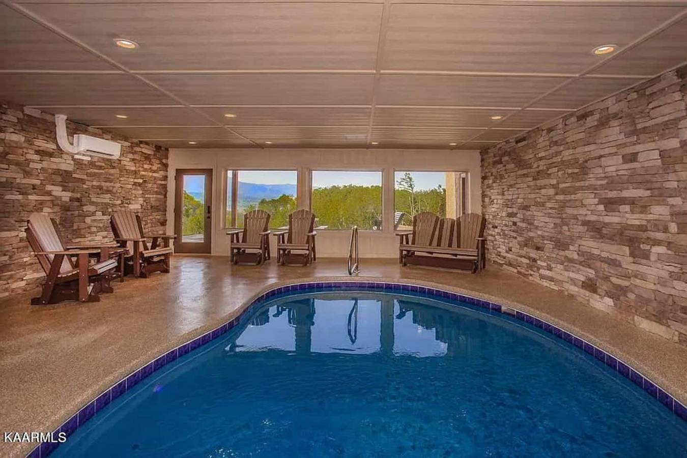 Private Pool, Home Theater, Game Room, Phenomenal Views! in Sevier County
