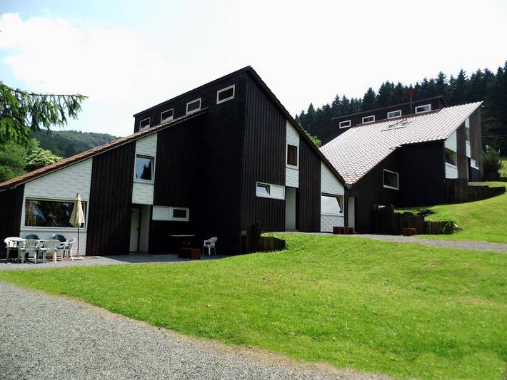 Ferienwohnung für 4 Personen, mit Terrasse und Garten in Bestwig - 2