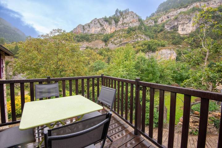 Gîte pour 4 personnes, avec Terrasse et Jardin
