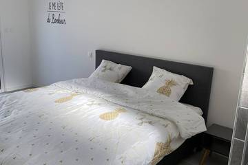 Villa pour 6 Personnes dans Vallon-Pont-d'Arc, Ardèche, Photo 1