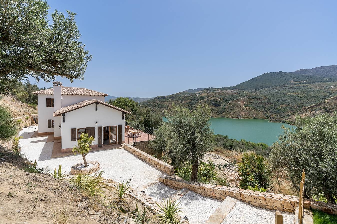 Villa 'Valle de Lecrín' con vistas al lago, Wi-Fi y aire acondicionado in Lecrín, Provincia de Granada