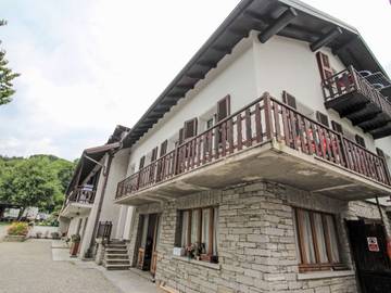 Gîte pour 6 personnes, avec jardin et balcon, animaux acceptés dans Mergozzo