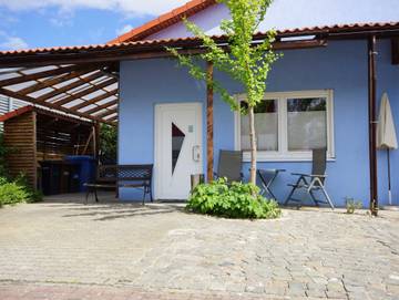 Ferienwohnung für 4 Personen, mit Terrasse und Garten, kinderfreundlich in Rheinebene
