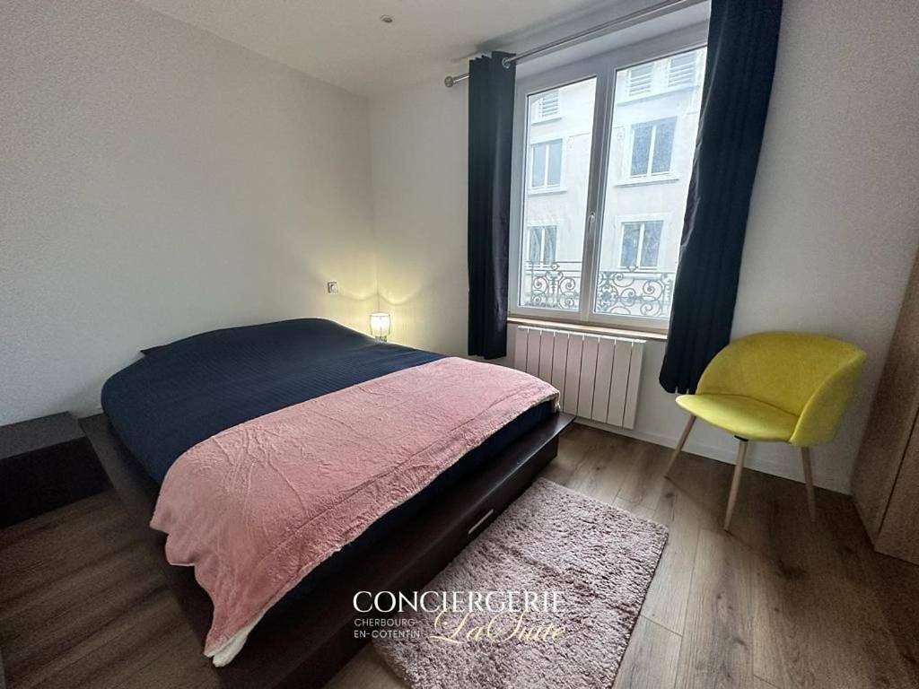 Entire apartment, One-Bedroom Apartment in Cherbourg-Octeville, Cherbourg-en-Cotentin