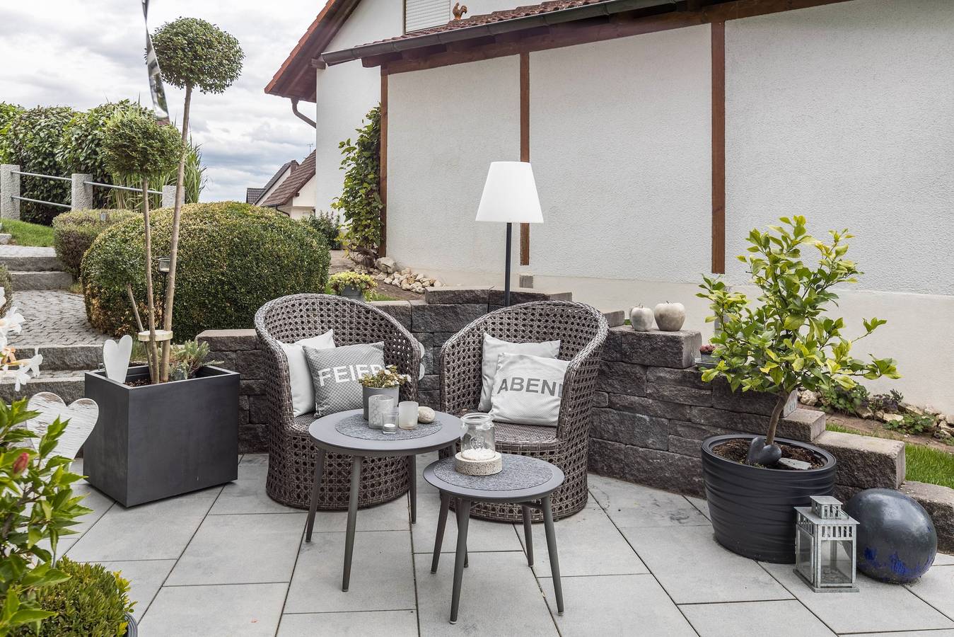 Ganze Wohnung, Deluxe Ferienwohnung 'Griesbaum' mit Privatterrasse, Gemeinschaftsgarten und Wlan in Tengen, Hegau