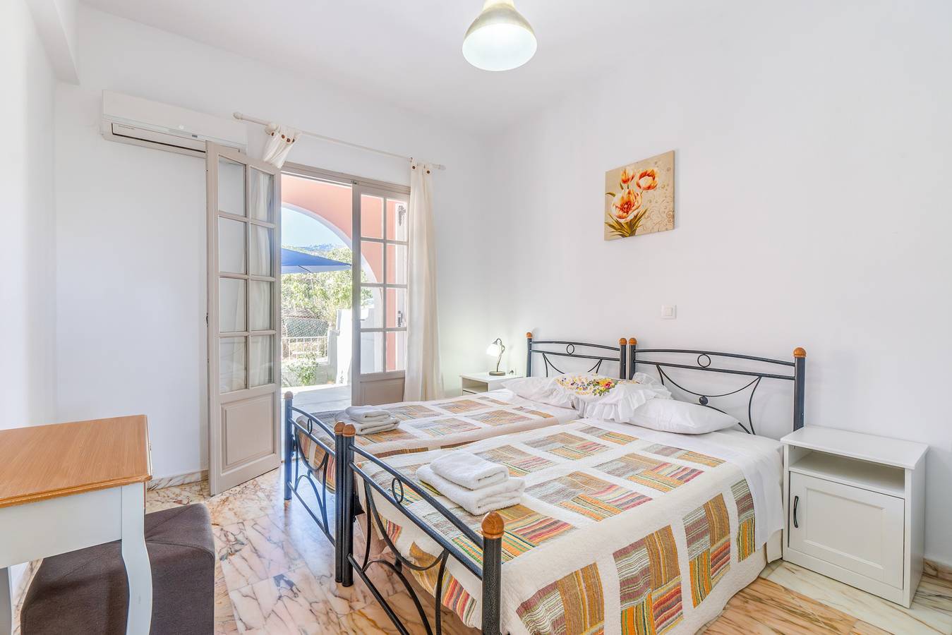 Appartement 'Kassiopi 1' met bergzicht, wifi en airconditioning, foto 13