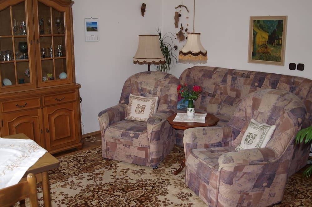 Ferienhaus Henschke - kleiner Ferienbungalow in zentraler Ortslage in Wernigerode, Harzvorland
