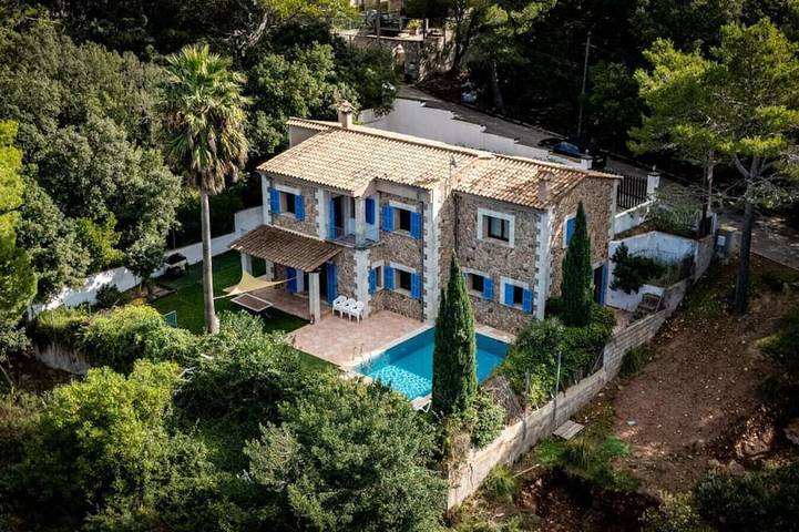Villa for 14 people, with balcony and garden - 1