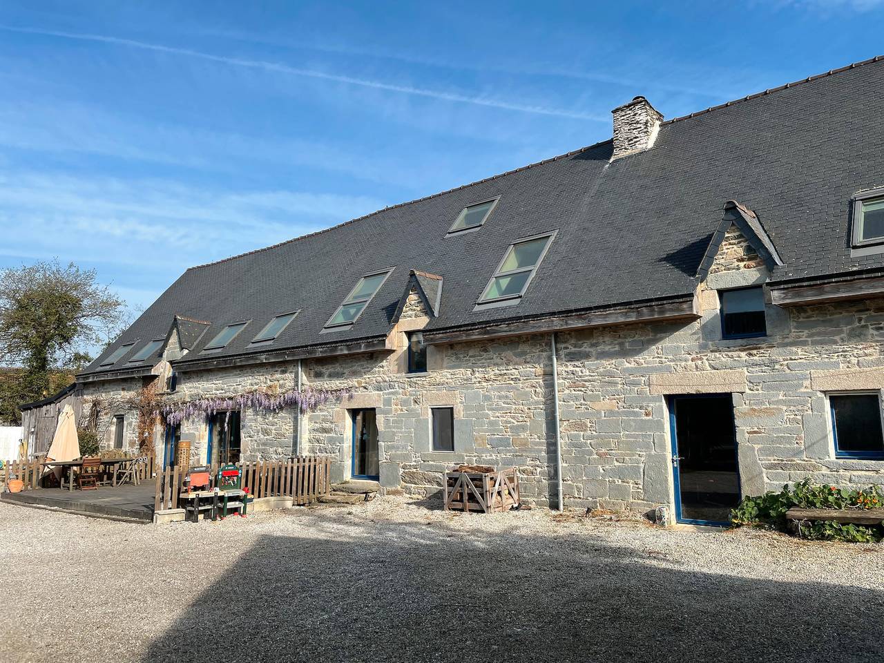 Maison de campagne « Kerdrean » avec terrasse partagée et Wi-Fi in Cléguérec, Région de Pontivy