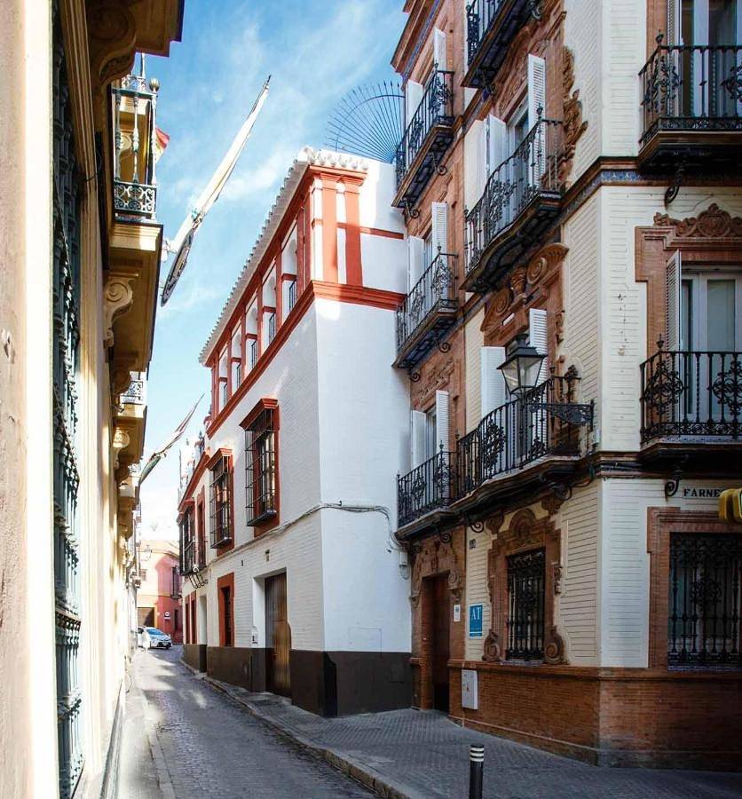 Suite with Patio in Casco Antiguo, Sevilla