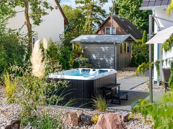 Ferienhaus für 6 Personen, mit Garten und Whirlpool sowie Terrasse und Sauna, mit Haustier in Göhren-Lebbin - 2