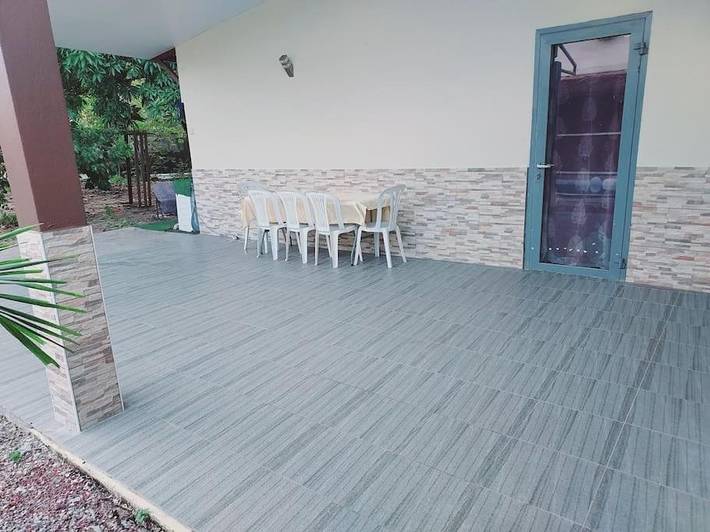 Maison de vacances pour 4 personnes, avec terrasse et piscine