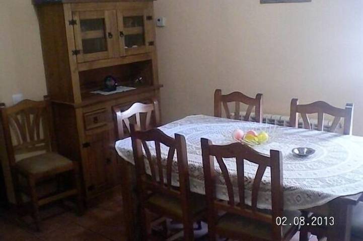 Gîte pour 6 personnes, avec Balcon et Piscine