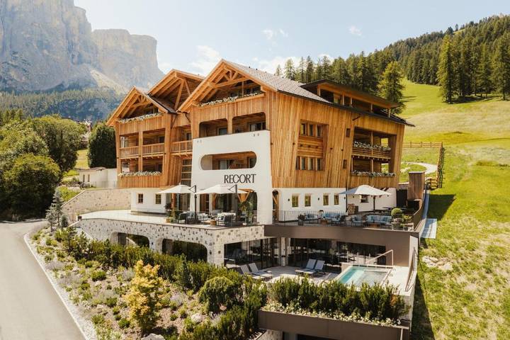 Hotel für 2 Personen, mit Garten und Pool sowie Whirlpool und Sauna in Corvara in Badia