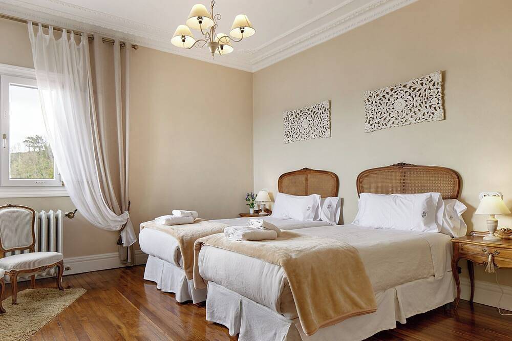 Magnifica Villa Con Jardin Frente Al Mar, Wifi Gratis, Biblioteca, Chimenea. in Guetaria, Ruta del flysch