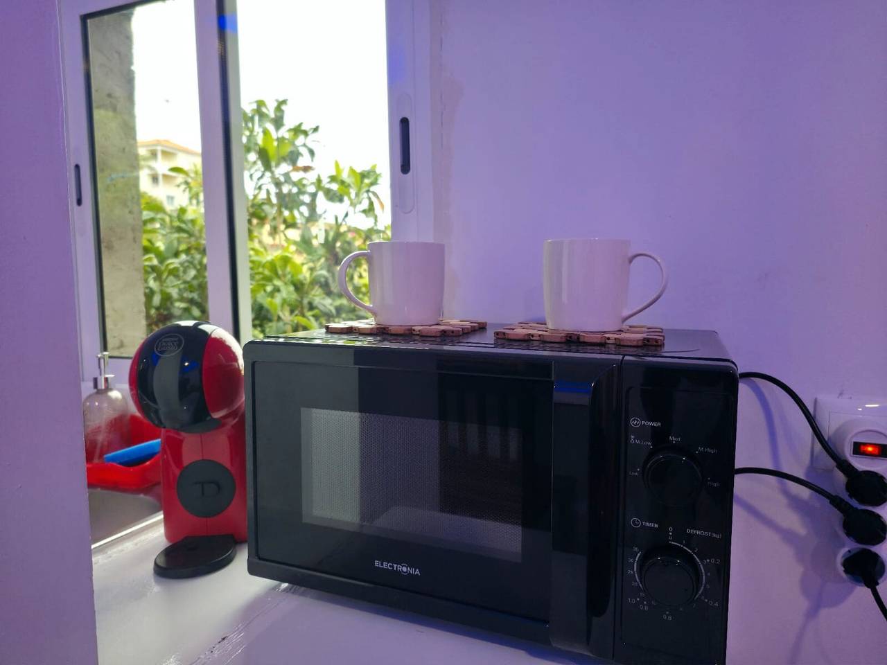 Gehele studio, Studio-appartement 'Luci's House B' met Uitzicht op de Bergen, Gedeeld Terras en Wi-Fi in São Jorge Stad, Madeira
