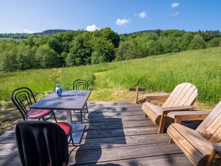 Tente pour 4 personnes, avec jardin et jacuzzi dans Allier - 4