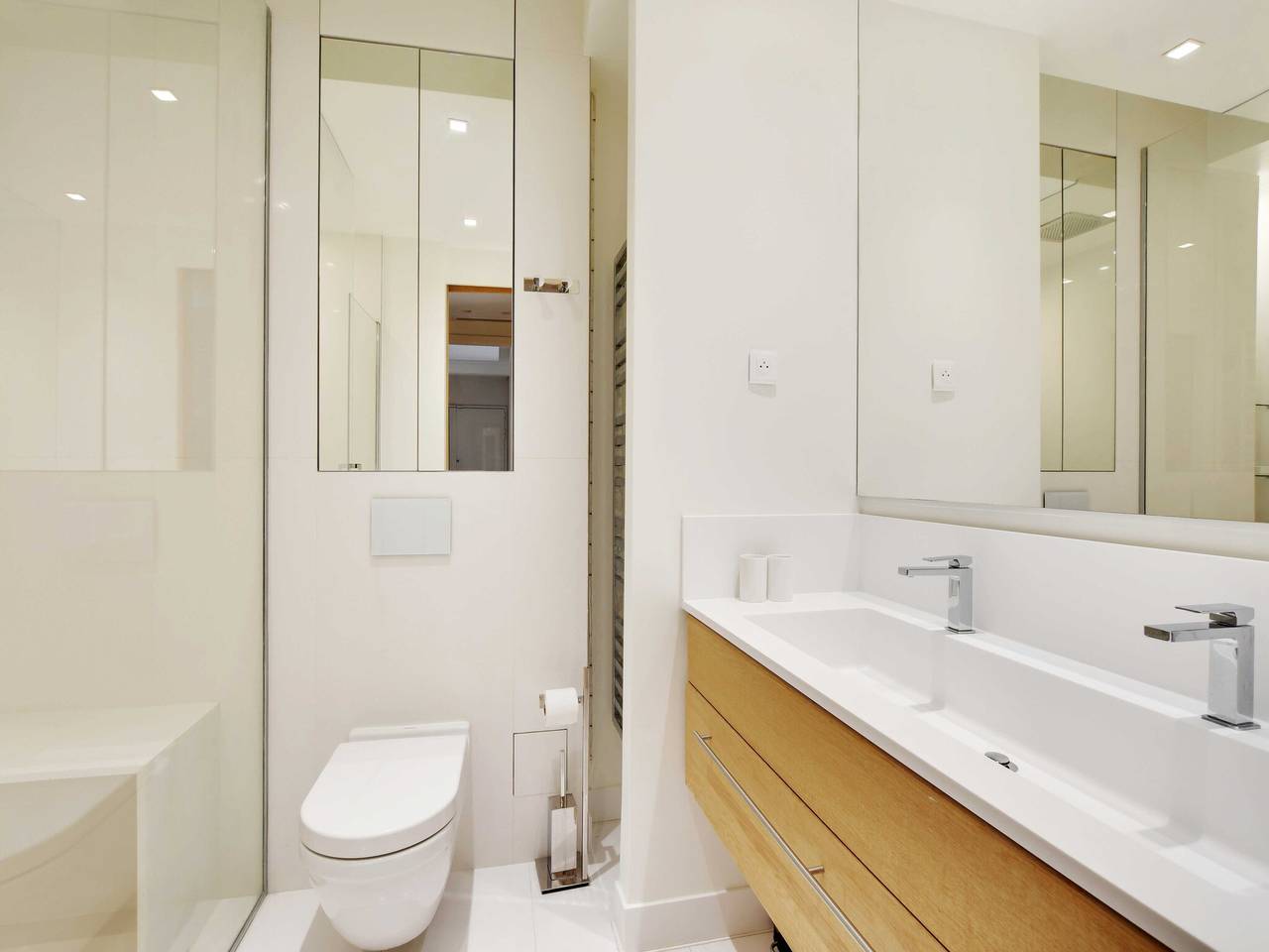 Entire apartment, Charming Appt with a/c- 1bd/2p - tour eiffel in Eiffel Tower, Paris