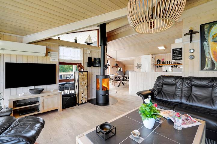 Ferienhaus mit Meerblick für 8 Personen, mit Garten und Sauna sowie Terrasse und Whirlpool, mit Haustier auf Langeland - 4